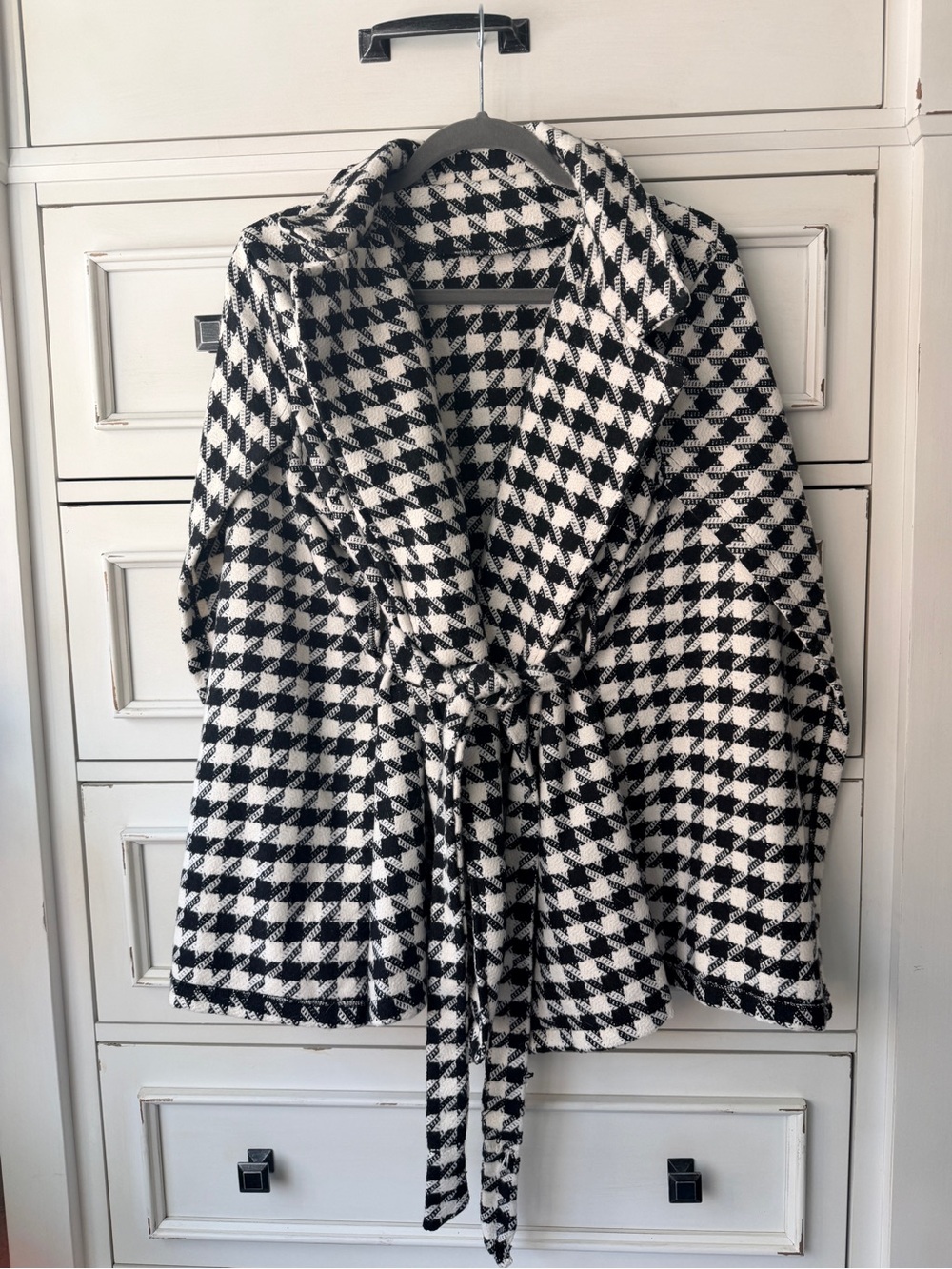 Black & White Houndstooth Wrap Coat